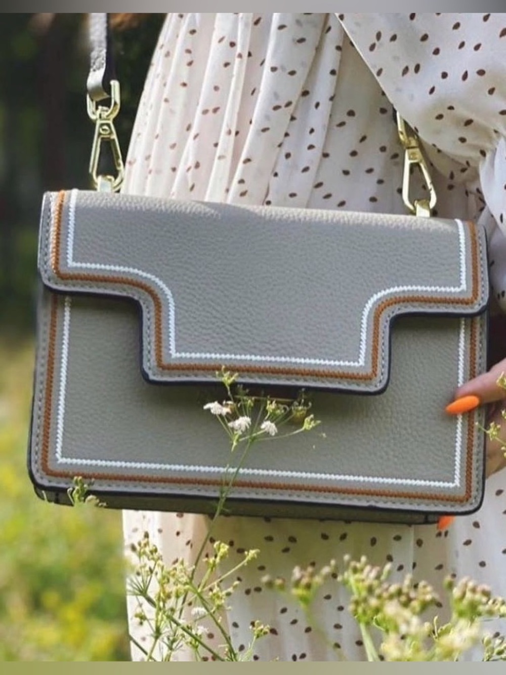 Structured Gray Crossbody Bag with Contrast Trim